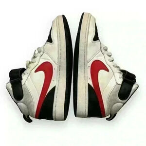 NIKE Court Borough Mid 2 size 5Y